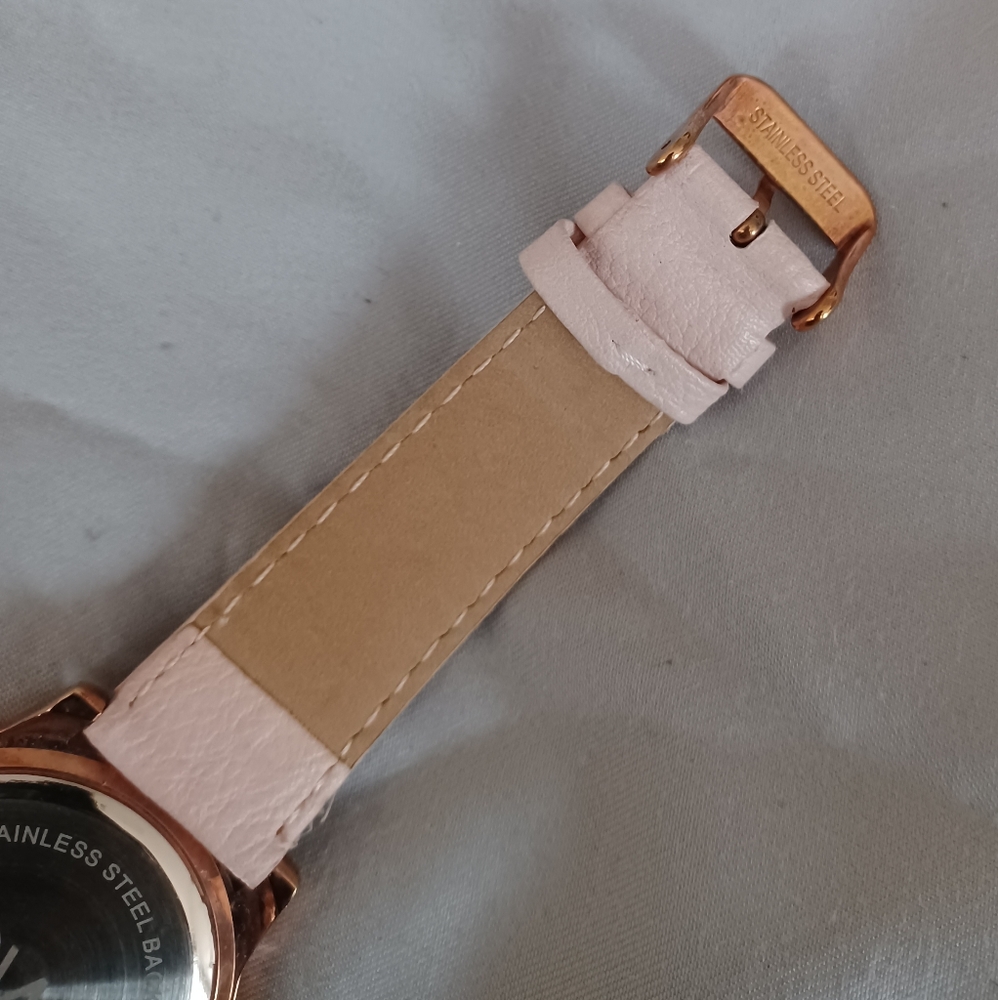 Nine West gold with Blush Pink leather Strap 9w stainless steel watch timepiece - Picture 4 of 9